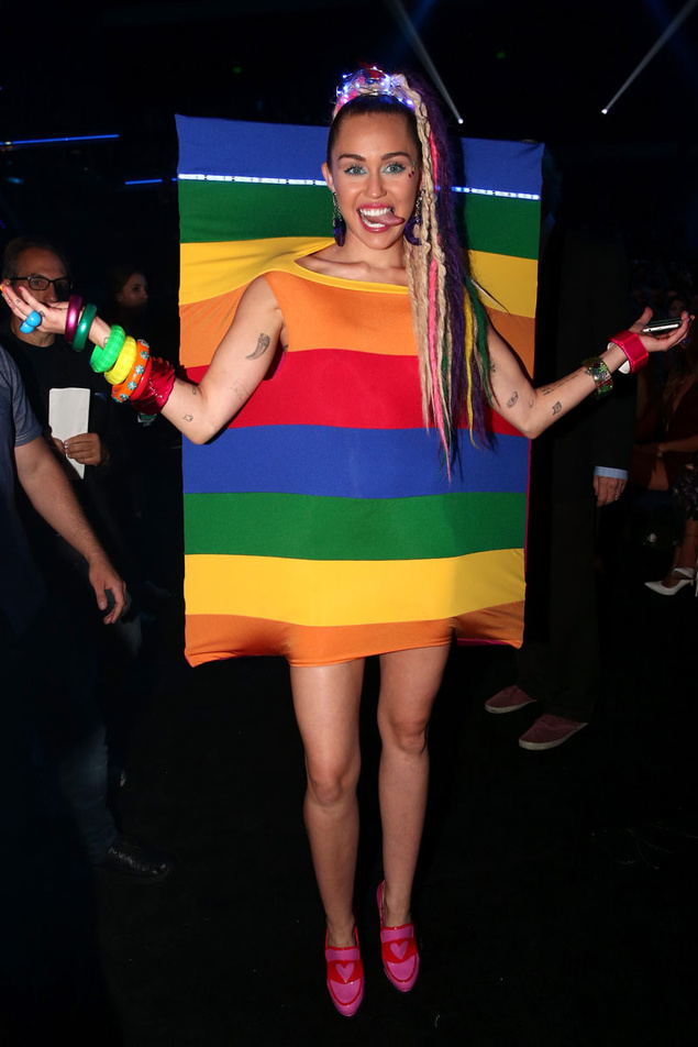 miley_cyrus_3451_635x