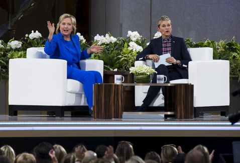 Hillary_Clinton-Ellen_DeGeneres_MILIMA20150908_0489_11