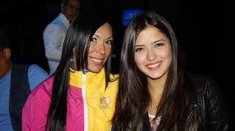 Karina Salaya junto a Daniela Cabello, la hija del primer vicepresidente del Psuv, Diosdado Cabello | Foto: vía El Farandi
