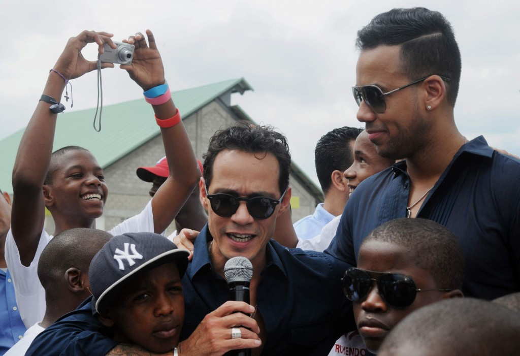 RomeoSantos_MarcAntony