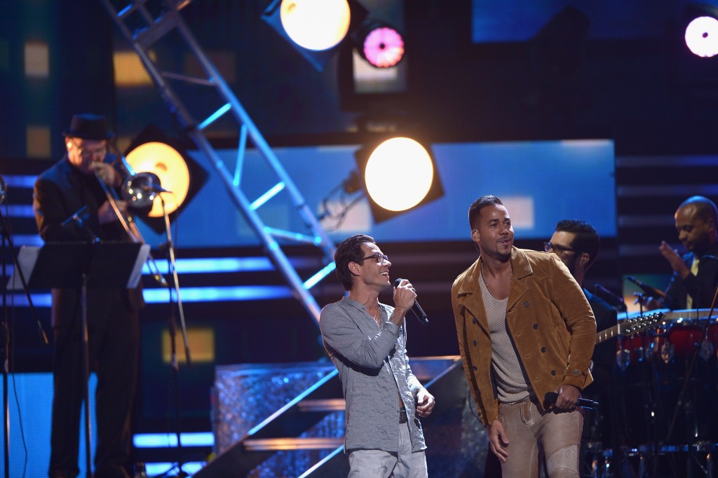 2015 Premios Lo Nuestros Awards - Show