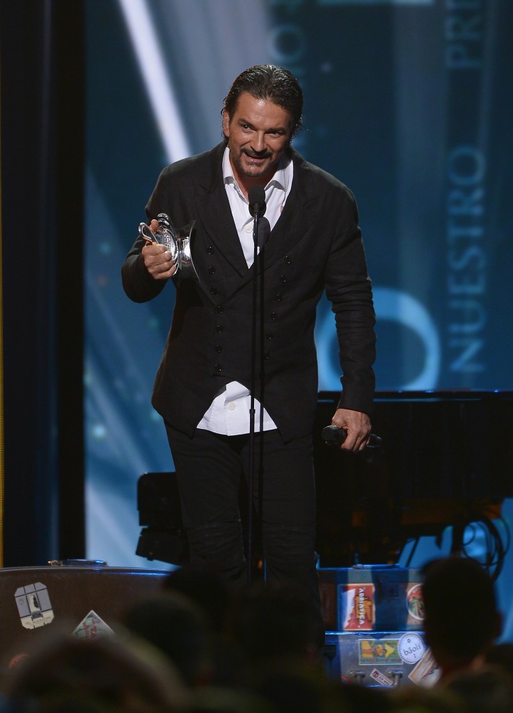 2015 Premios Lo Nuestros Awards - Show