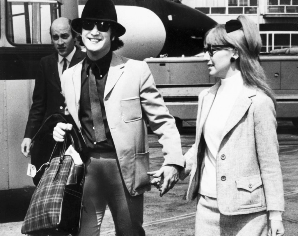 John Lennon, Cynthia Powell