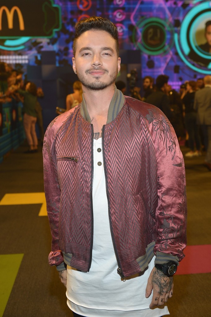MIAMI, FL - JULY 16: J Balvin attends Univision's Premios Juventud 2015 at Bank United Center on July 16, 2015 in Miami, Florida. Gustavo Caballero/Getty Images For Univision/AFP
