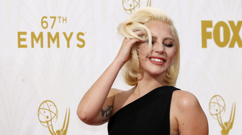 Singer Lady Gaga arrives at the 67th Primetime Emmy Awards in Los Angeles, California September 20, 2015. REUTERS/Mario Anzuoni (TPX IMAGES OF THE DAY)