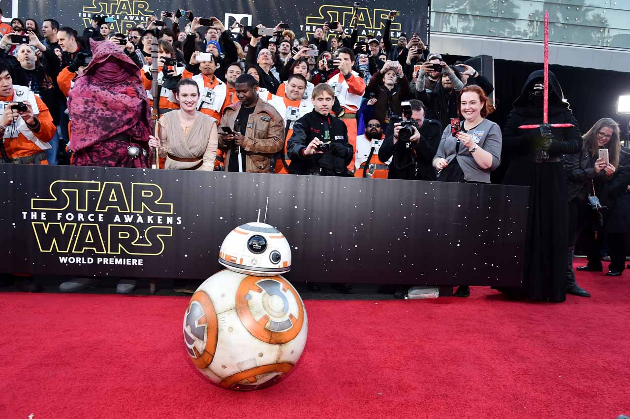 HOLLYWOOD, CA - DECEMBER 14: Sphero BB-8 attends the World Premiere of ?Star Wars: The Force Awakens? at the Dolby, El Capitan, and TCL Theatres on December 14, 2015 in Hollywood, California. (Photo by Alberto E. Rodriguez/Getty Images for Disney) *** Local Caption *** Sphero BB-8