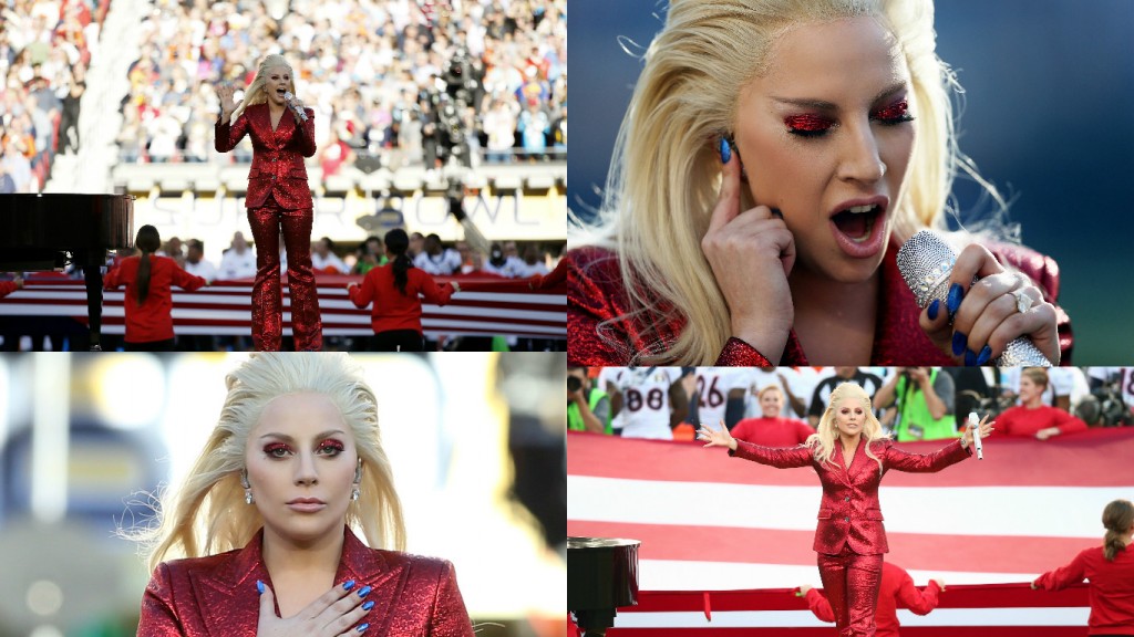 Lady Gaga interpretando el himno nacional de EEUU en la apertura del Super Bowl