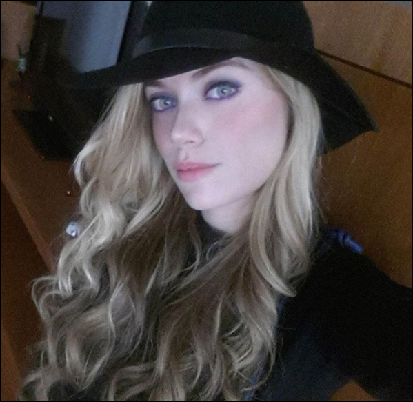 Alejandra Villanueva (2)