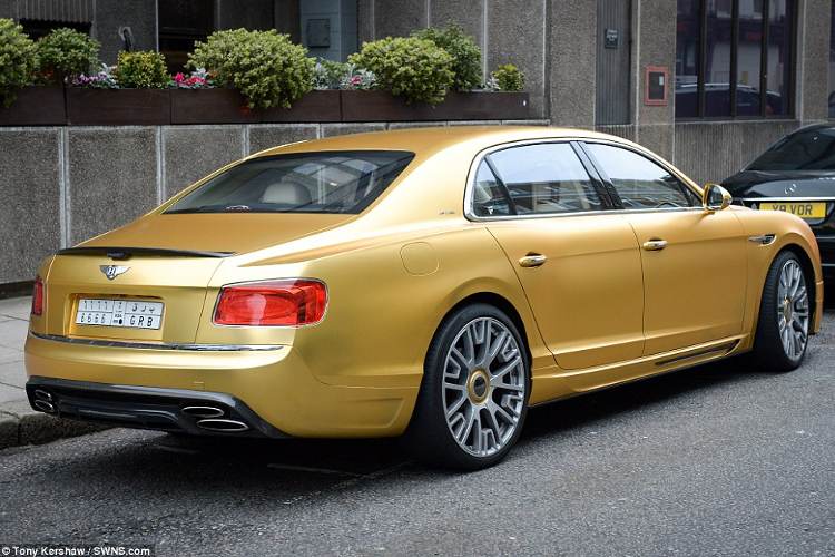 Flota_de_millonario (5)