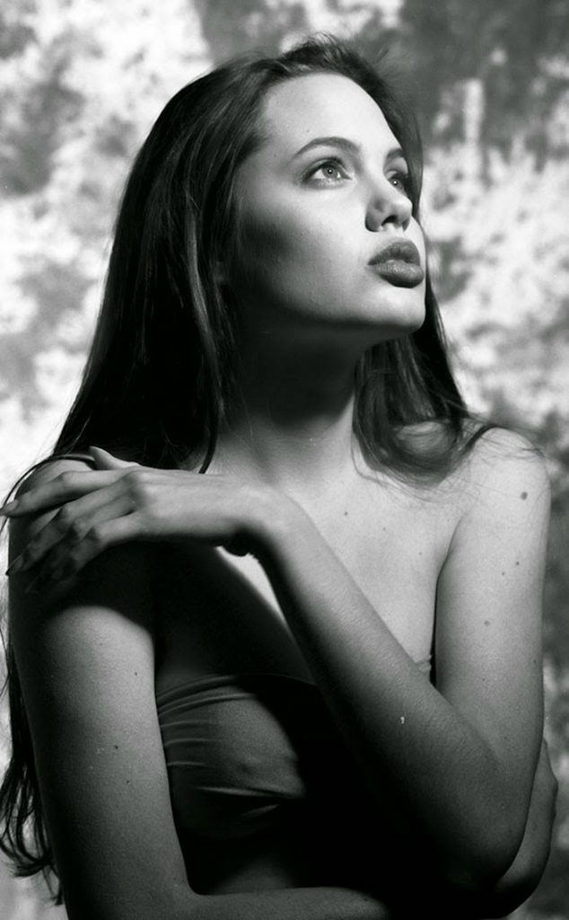 fotos-angelina-jolie-15-anos-harry-langdon-16