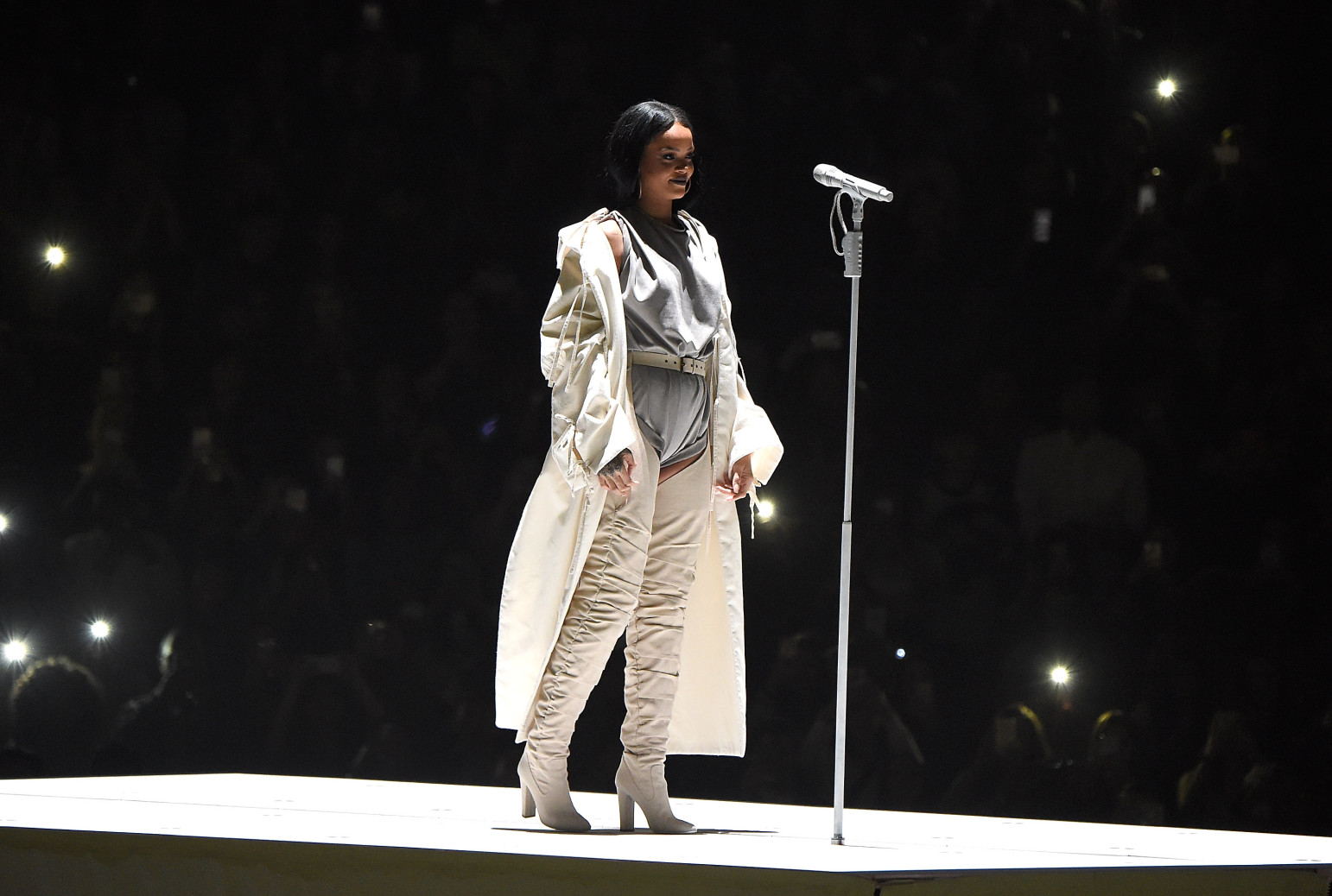 NEW YORK, NY - MARCH 27:  (Exclusive Coverage) Rihanna performs during her "Anti World Tour" at Barclays Center of Brooklyn on March 27, 2016 in New York City.  (Photo by Kevin Mazur/Getty Images for Fenty Corp)