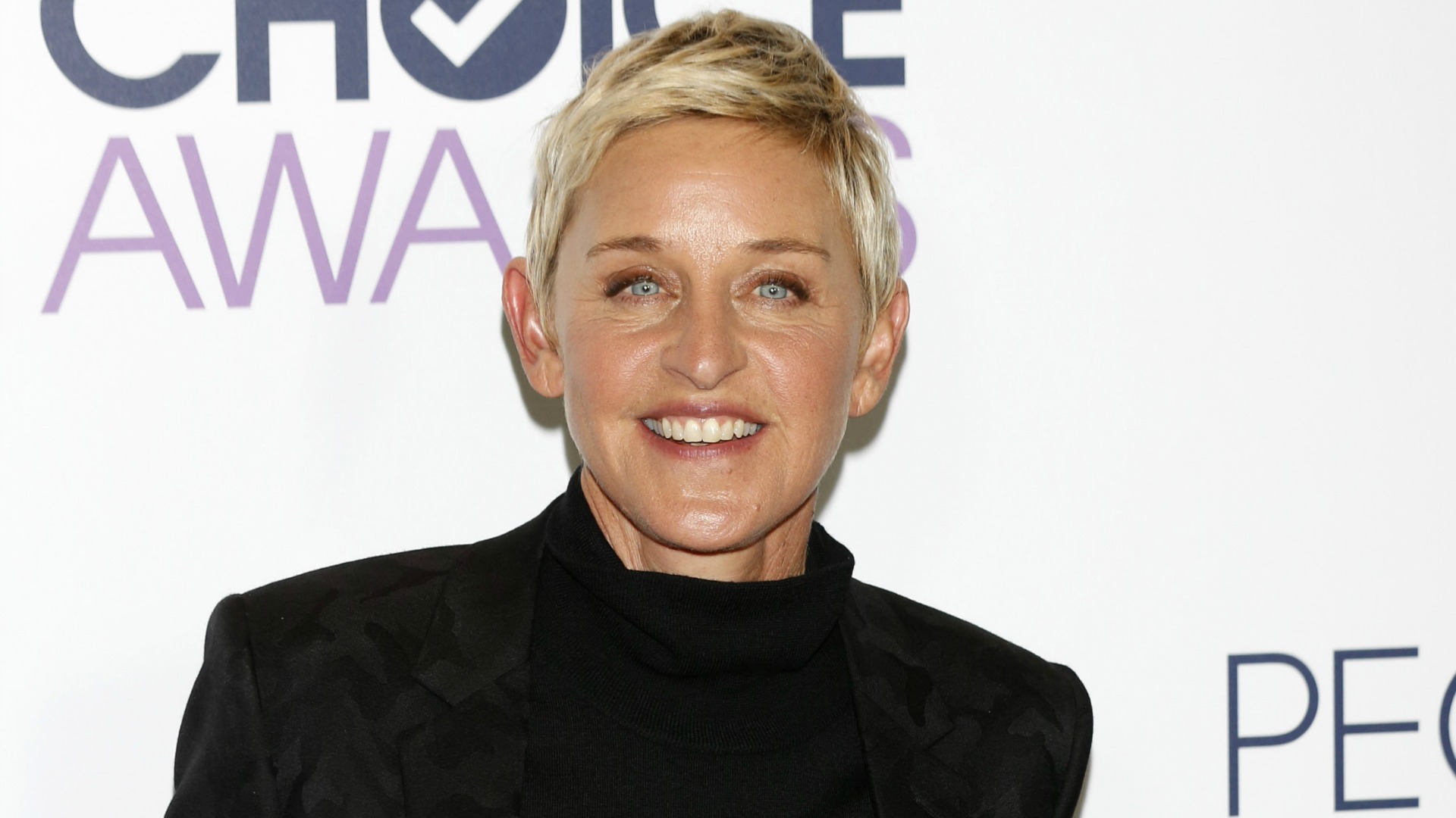 Ellen DeGeneres attending the People's Choice Awards 2016 held at Microsoft Theater on January 6, 2016 in Los Angeles, California Featuring: Ellen DeGeneres Where: Los Angeles, California, United States When: 06 Jan 2016 Credit: Dave Bedrosian/Future Image/WENN.com **Not available for publication in Germany, Poland, Russia, Hungary, Slovenia, Czech Republic, Serbia, Croatia, Slovakia**