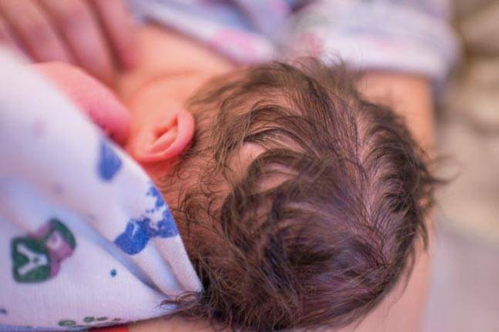 madre-fotografia-propio-parto-lisa-robinson-9