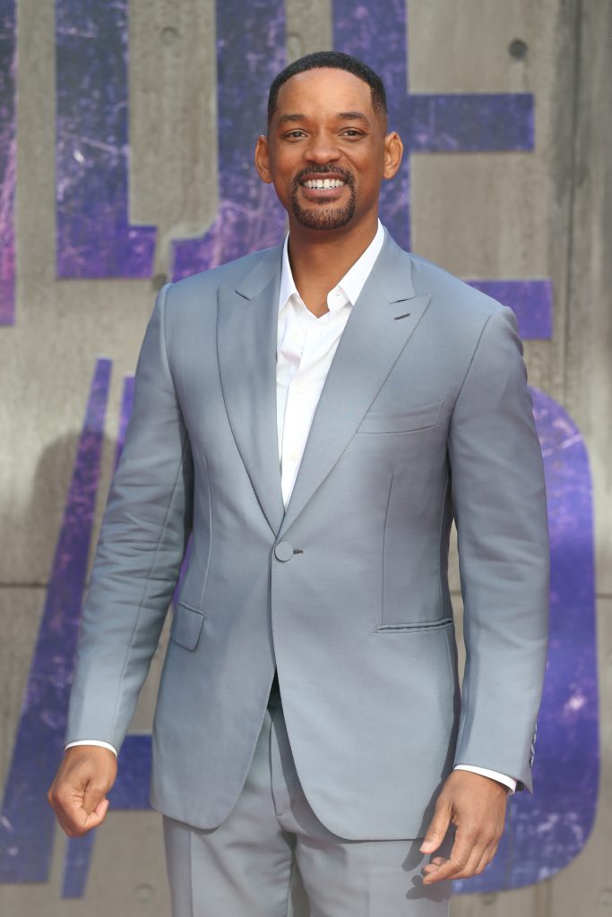 US actor Will Smith poses as he arrives to attend the European premiere of the film Suicide Squad in central London on August 3, 2016. / AFP PHOTO / JUSTIN TALLIS