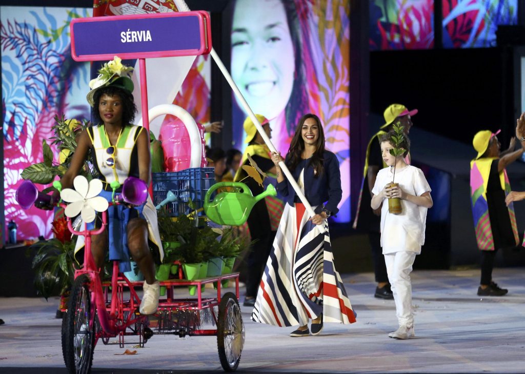 2016 Rio Olympics - Opening ceremony - Maracana - Rio de Janeiro, Brazil - 05/08/2016. Flag-bearer Ivana Andusic Maksimovic (SRB) of Serbia marches in during the opening ceremony. REUTERS/Damir Sagolj FOR EDITORIAL USE ONLY. NOT FOR SALE FOR MARKETING OR ADVERTISING CAMPAIGNS