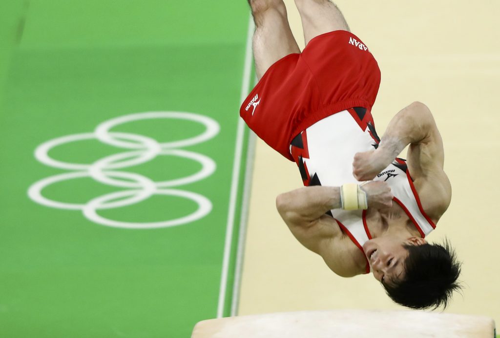 2016 Rio Olympics - Artistic Gymnastics - Preliminary - Men's Qualification - Subdivisions - Rio Olympic Arena - Rio de Janeiro, Brazil - 06/08/2016. Kohei Uchimura (JPN) of Japan competes on the vault. REUTERS/Mike Blake FOR EDITORIAL USE ONLY. NOT FOR SALE FOR MARKETING OR ADVERTISING CAMPAIGNS.
