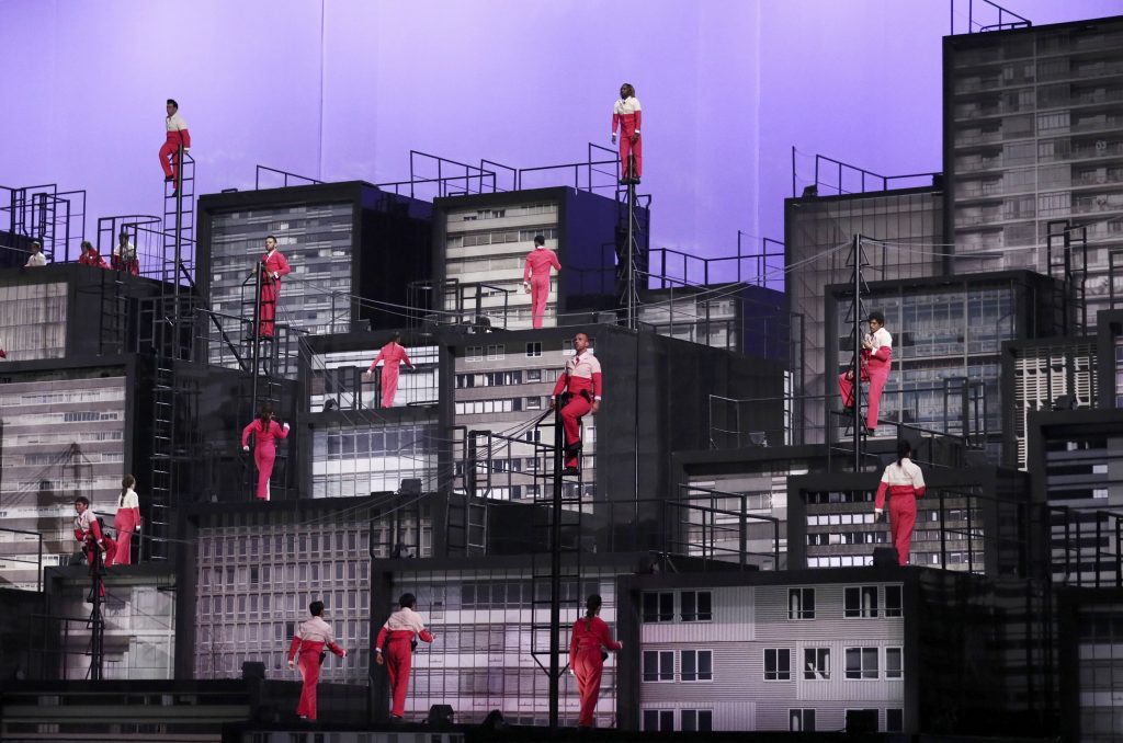 2016 Rio Olympics - Opening ceremony - Maracana - Rio de Janeiro, Brazil - 05/08/2016. Performers take part in the opening ceremony. REUTERS/Stefan Wermuth FOR EDITORIAL USE ONLY. NOT FOR SALE FOR MARKETING OR ADVERTISING CAMPAIGNS.