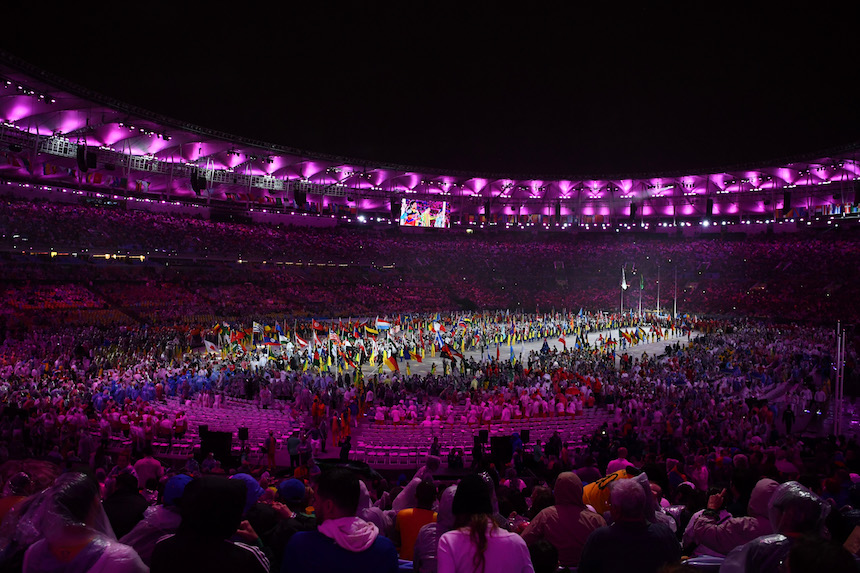 RIO DE JANEIRO, BRAZIL - AUGUST 21: Athletes and volunteers walk during the 'Heroes of the Games' segment during the Closing Ceremony on Day 16 of the Rio 2016 Olympic Games at Maracana Stadium on August 21, 2016 in Rio de Janeiro, Brazil. (Photo by David Ramos/Getty Images)