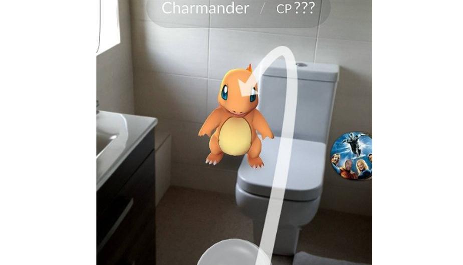 pokemon-go-smartphone-bano-inodoro