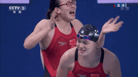 reacciones-divertidas-nadadora-fu-yuanhui-olimpiadas-2