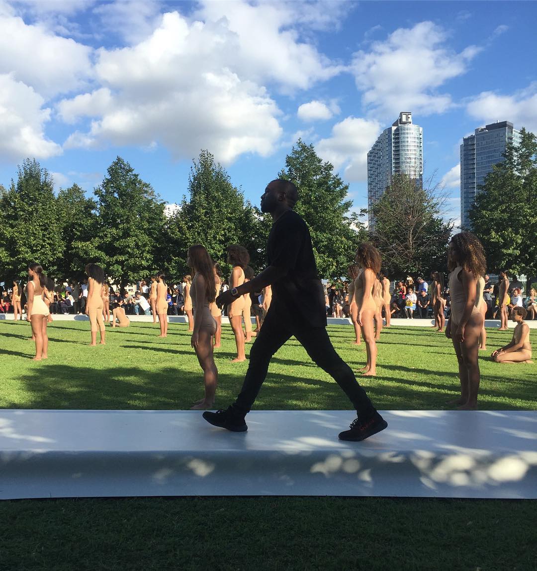 14134630_306593893033145_1672088979_n_myntld