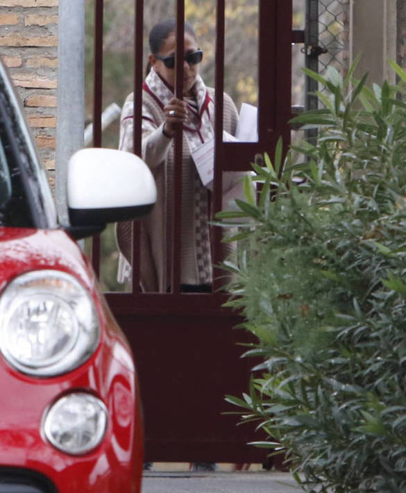 isabel-pantoja-a-su-salida-de-prision-en-alcala-de-guadaira-gtres