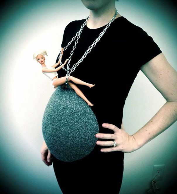 pregnancy-halloween-costume-ideas-32-57ff88508148e__605