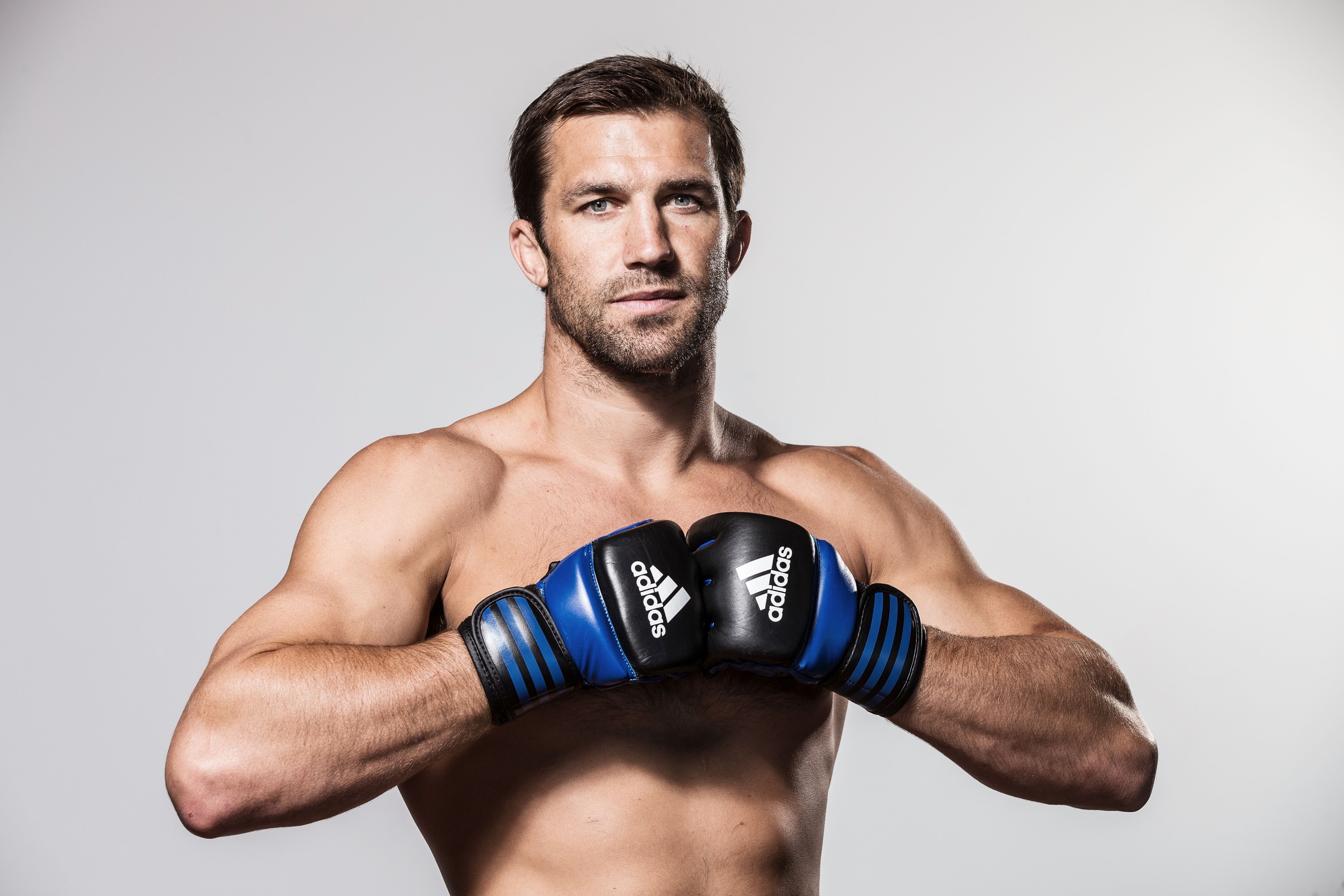 SYDNEY, AUSTRALIA - SEPTEMBER 11: Luke Rockhold poses during the UFC Fight Night: Rockhold v Bisping Press Event at Museum of Contemporary Art on September 11, 2014 in Sydney, Australia. (Photo by Matt King/Getty Images)
