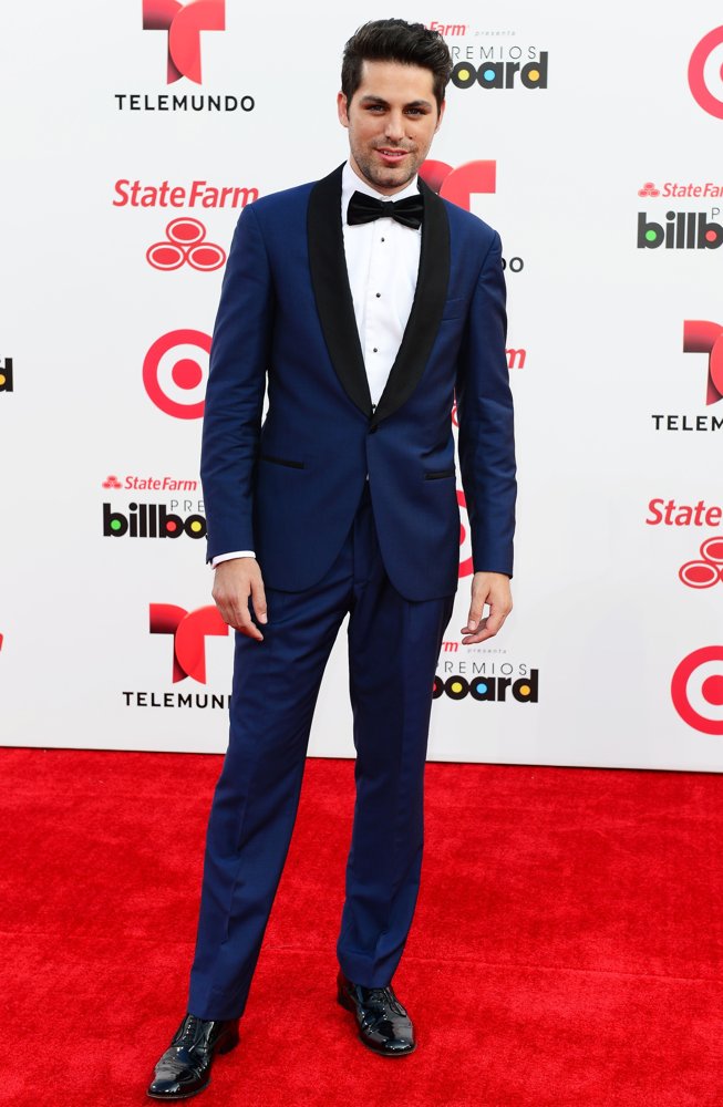 renato-lopez-latin-billboard-awards-2014-01