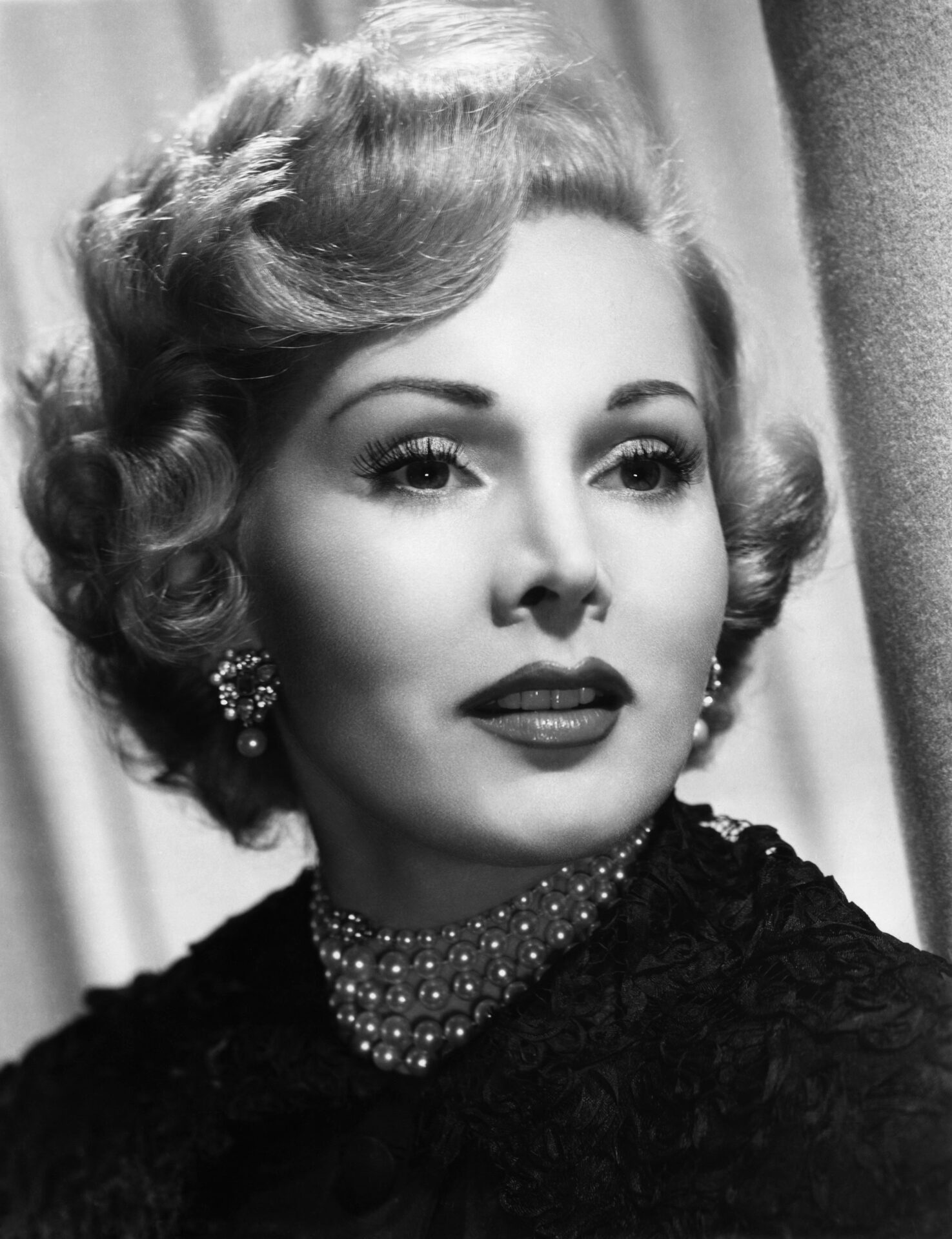 Zsa Zsa Gabor, ca. 1952